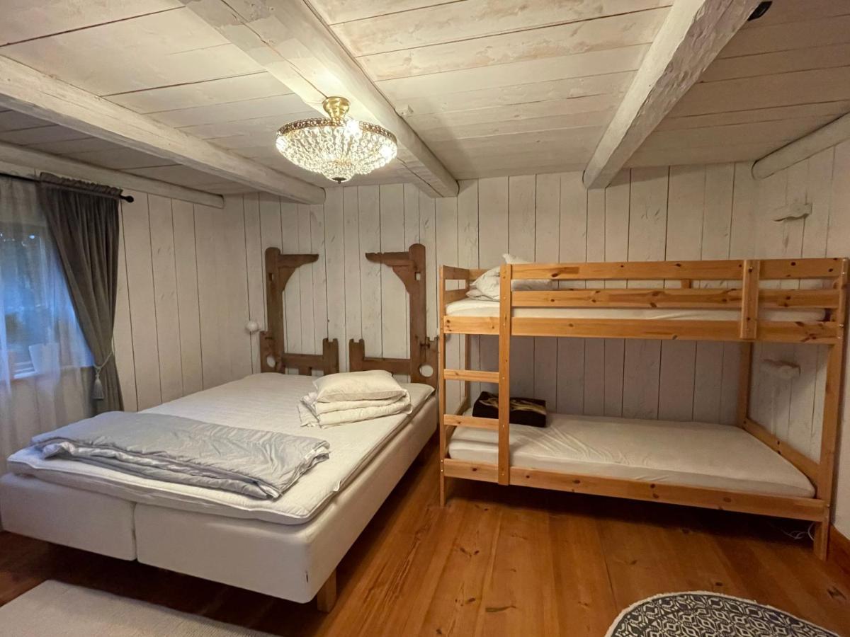 Dalastuga med egen badplats Leksand Bagian luar foto